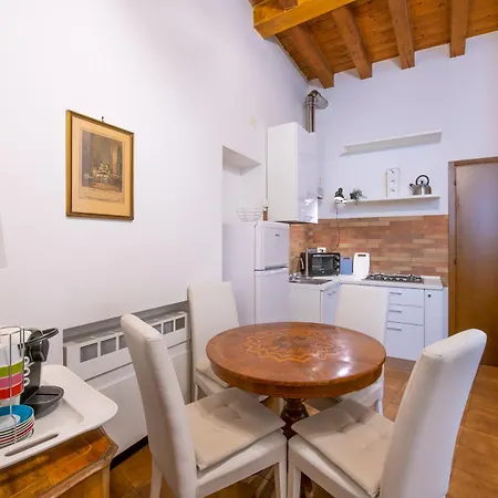 Residenze Giulietta Capuleti 1 *