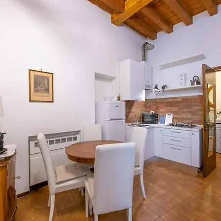Residenze Giulietta Capuleti 1 * Verona